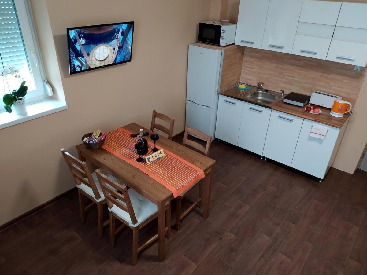 Emmabella Apartmanok Эгер Экстерьер фото