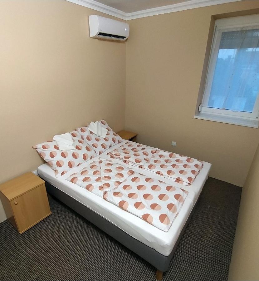 Emmabella Apartmanok Эгер Экстерьер фото