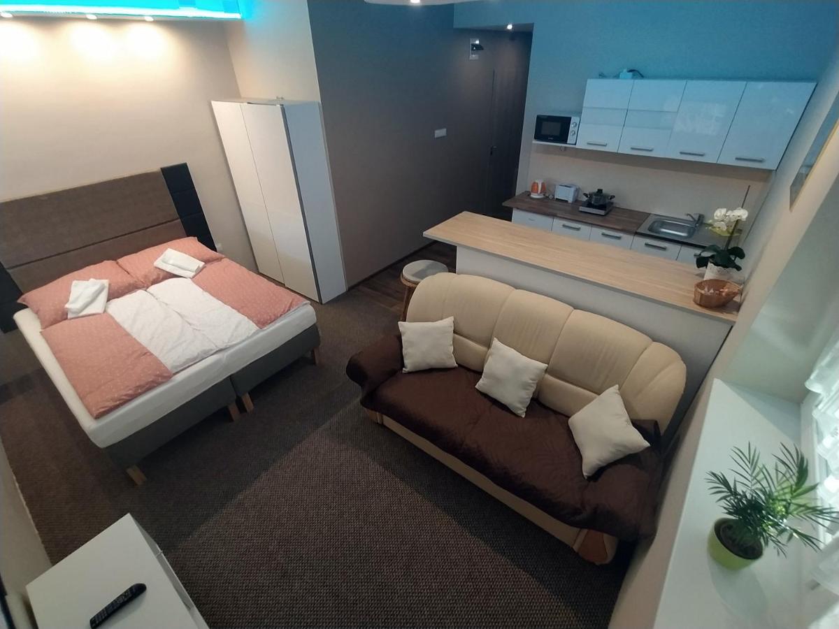 Emmabella Apartmanok Эгер Экстерьер фото